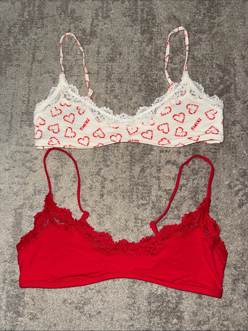 SKIMS Red Lace & White Heart-Print Bralette Duo